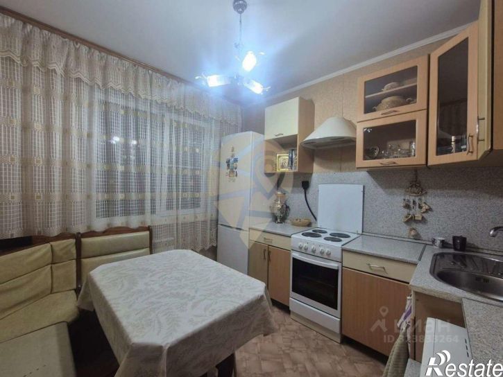 3-комн квартира Солнечный мкр, 17,  д. 17