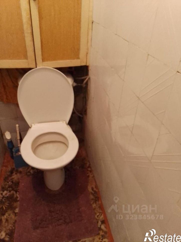 2-комн квартира Октябрьская улица, 27,  д. 27