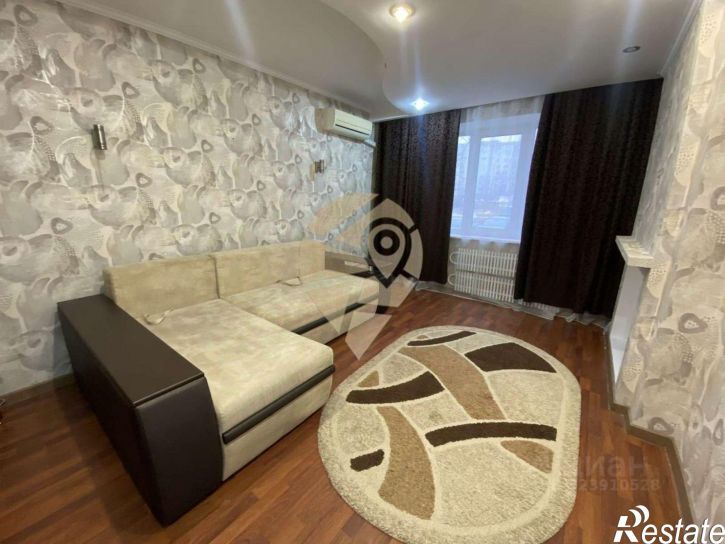 3-комн квартира мкр Королева, 4,  д. 4