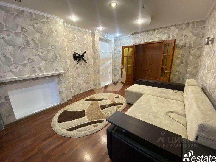 3-комн квартира мкр Королева, 4,  д. 4