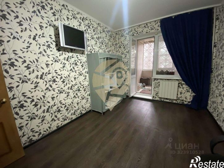 3-комн квартира мкр Королева, 4,  д. 4