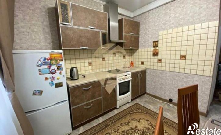 3-комн квартира мкр Королева, 4,  д. 4