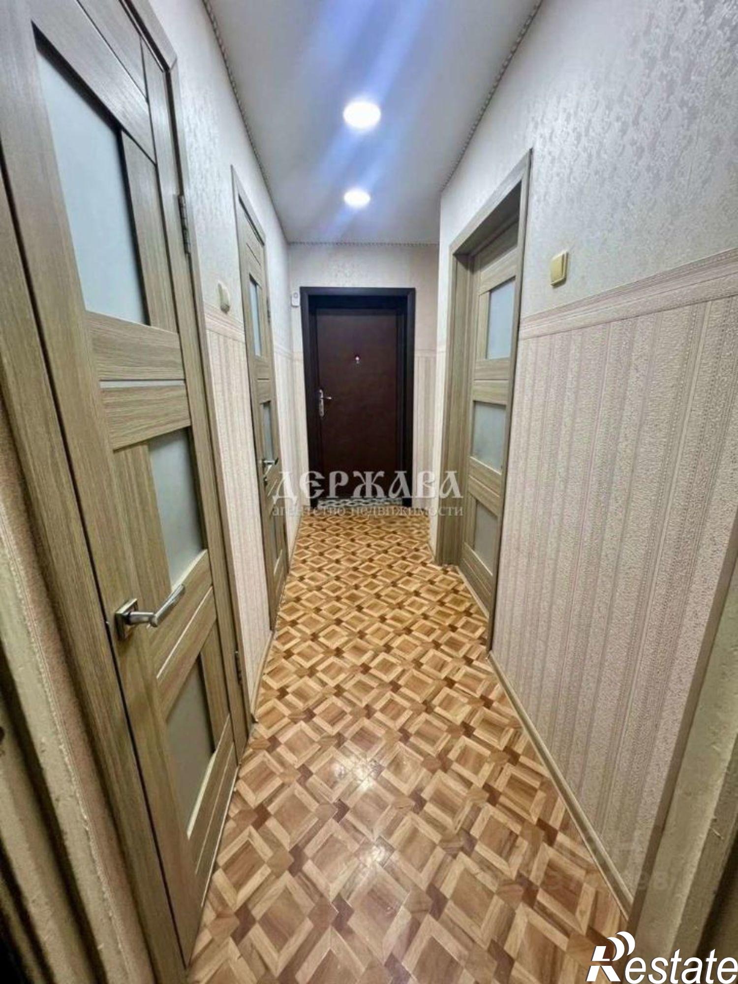 Купить квартиру за 3 300 000 рублей на Комсомольский проспект, 71В