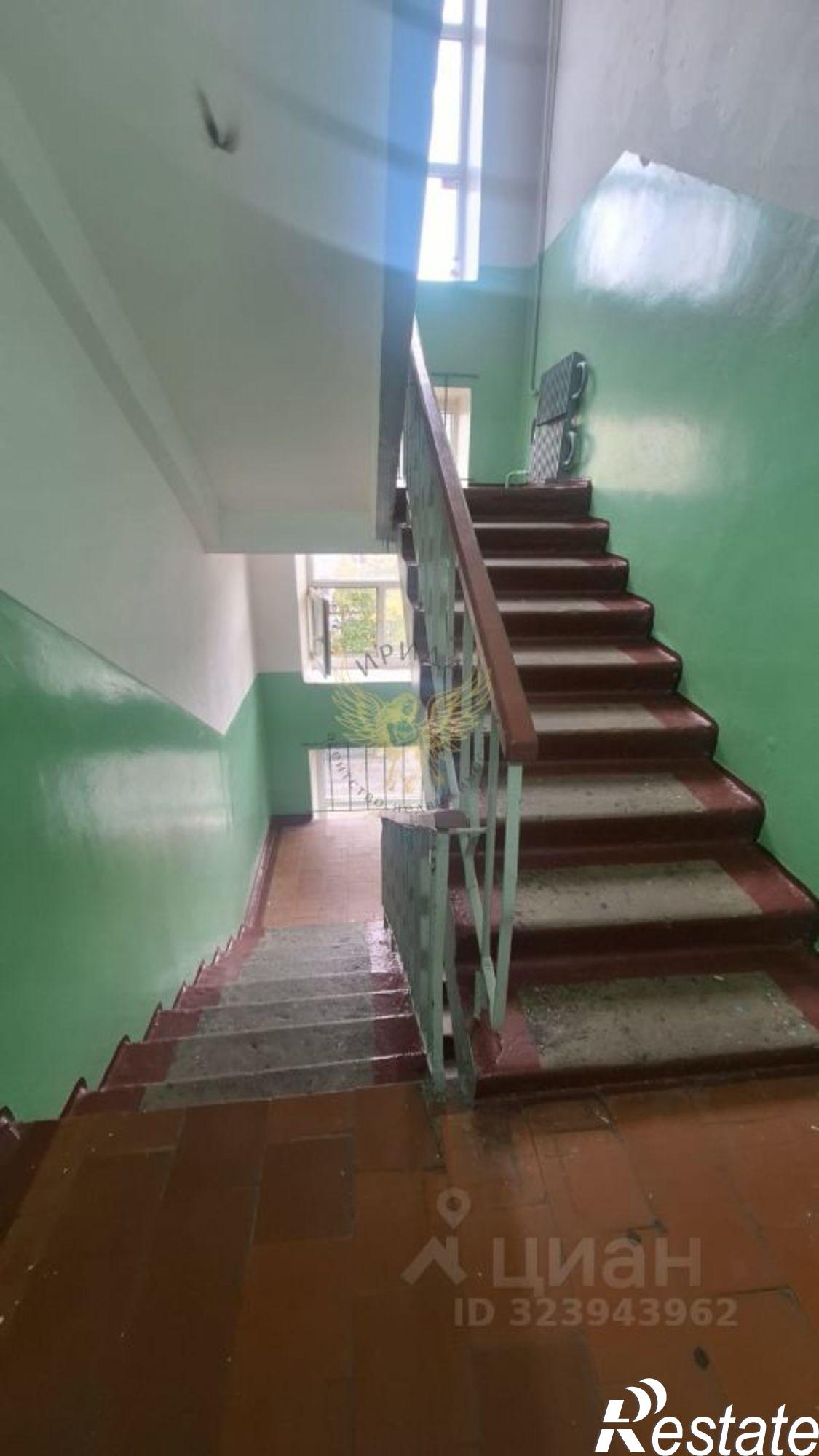 Купить комнату за 1 350 000 рублей на мкр Горняк, 9