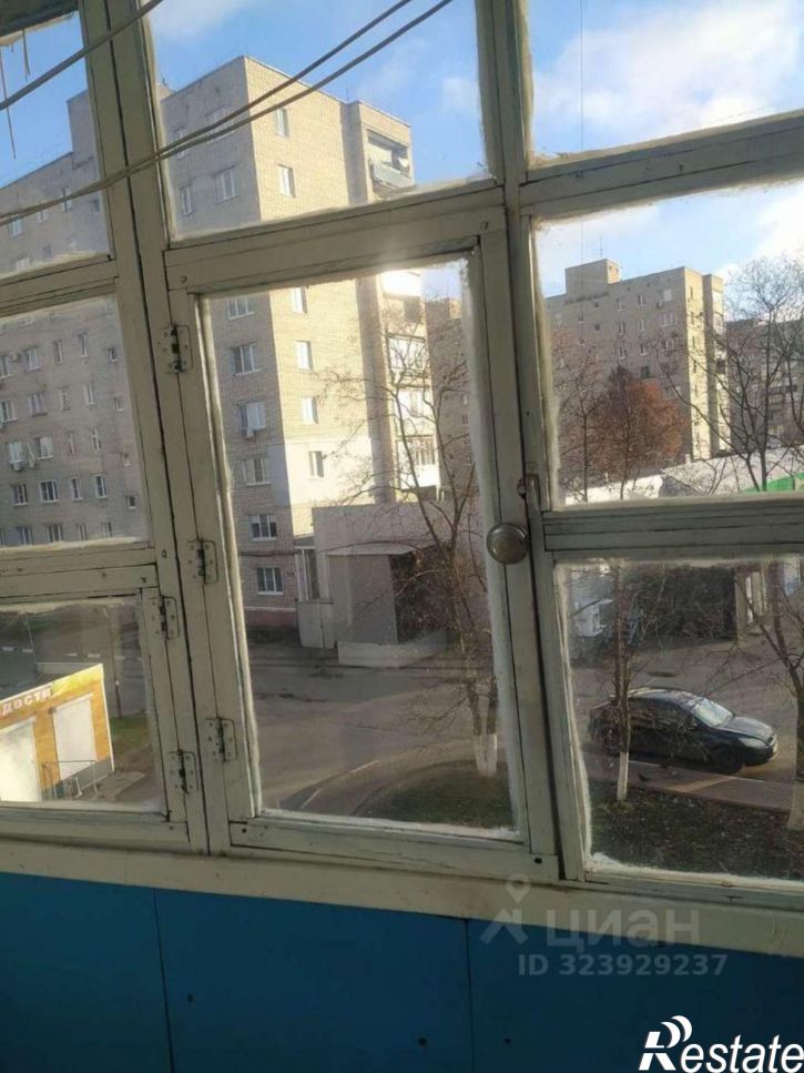 2-комн квартира мкр Приборостроитель, 1,  д. 1