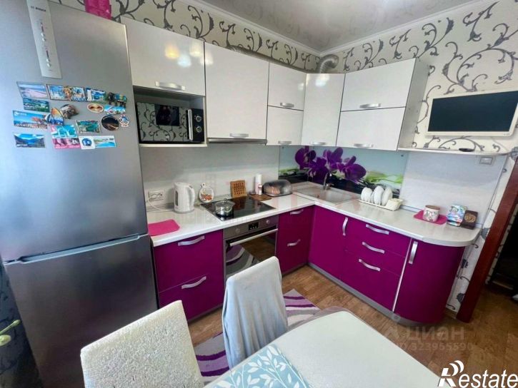 3-комн квартира мкр Королева, 12,  д. 12