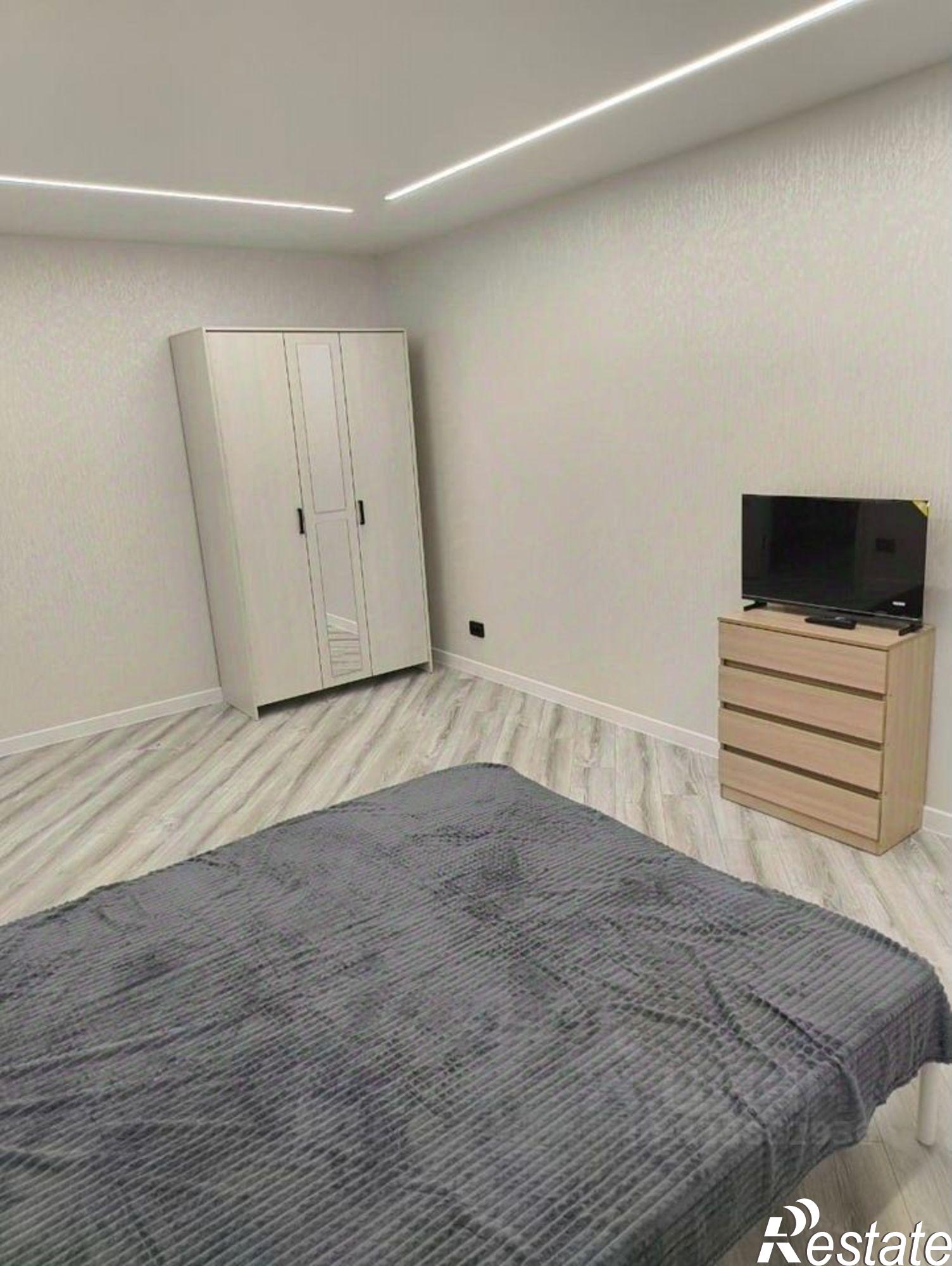 Сдать квартиру за 30 000 рублей на мкр Королева, 8