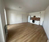 1-комн, 50кв м, этаж 2/9 мкр Космос, 11