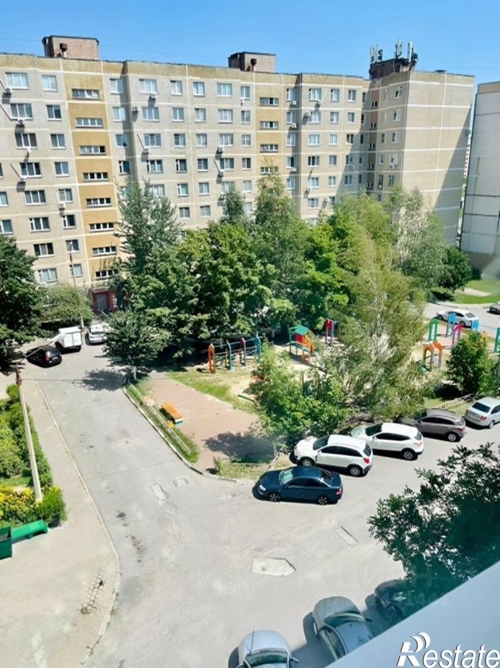 3-комн квартира Лесной мкр, 10,  д. 10