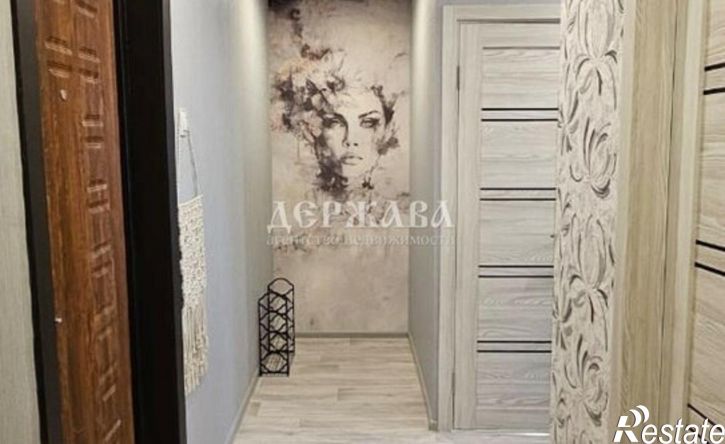 2-комн квартира Интернациональный мкр, 42,  д. 42