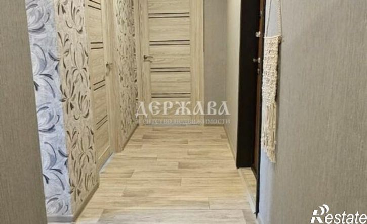 2-комн квартира Интернациональный мкр, 42,  д. 42