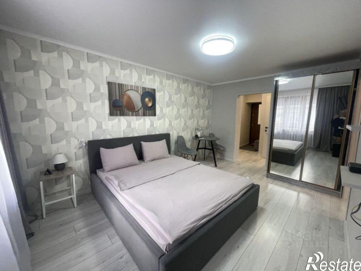 2-комн квартира мкр Горняк, 1,  д. 1