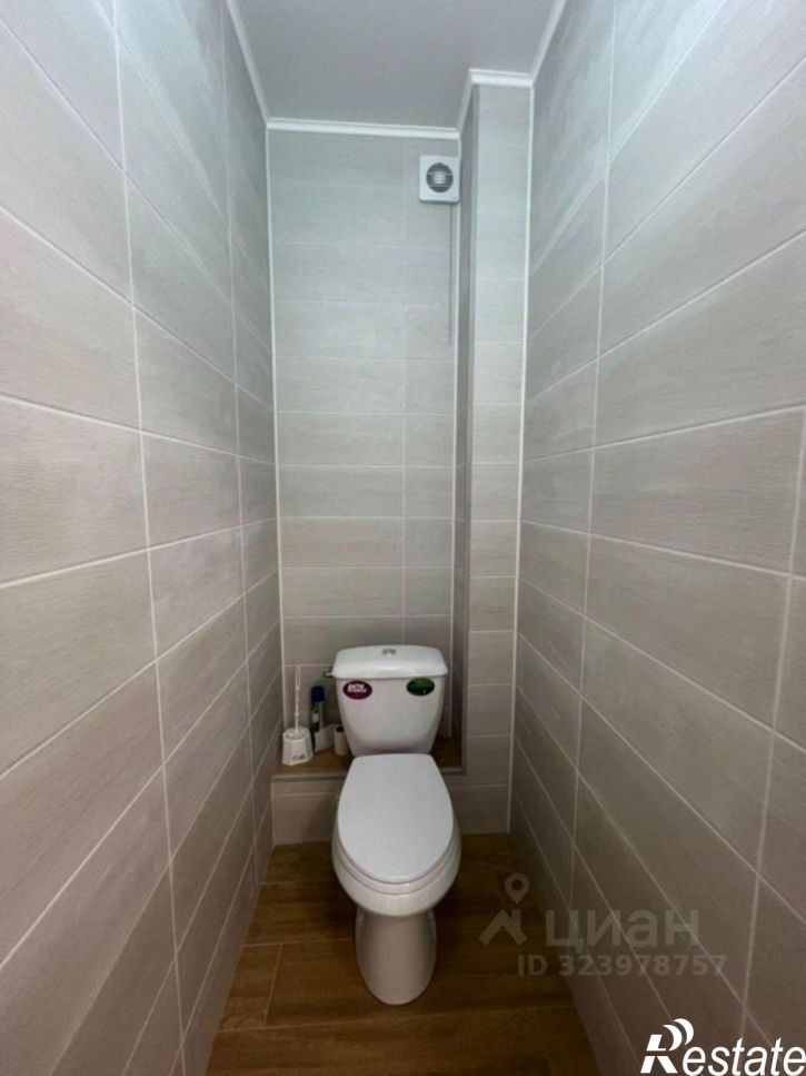 1-комн квартира мкр Космос, 11,  д. 11