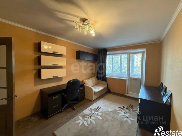 2-комн квартира мкр Лебединец, 10,  д. 10