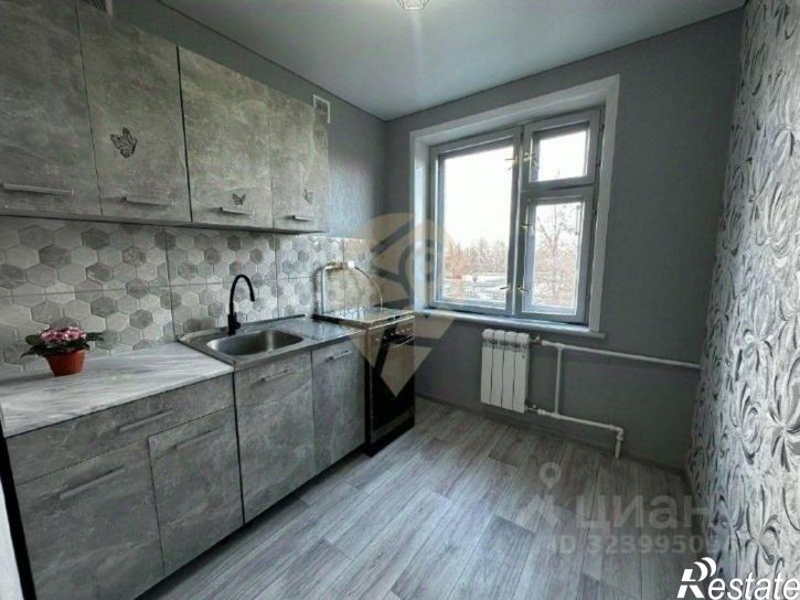 2-комн квартира Интернациональный мкр, 42,  д. 42