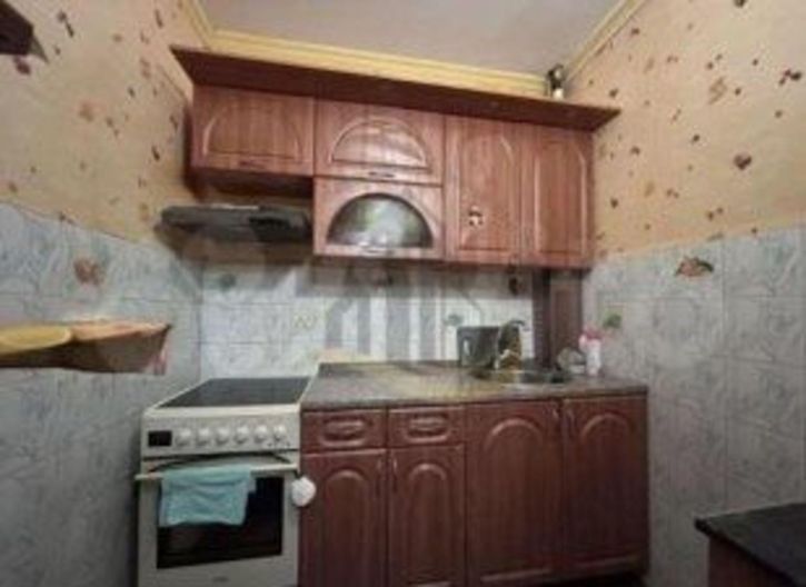 2-комн квартира Макаренко мкр, 3