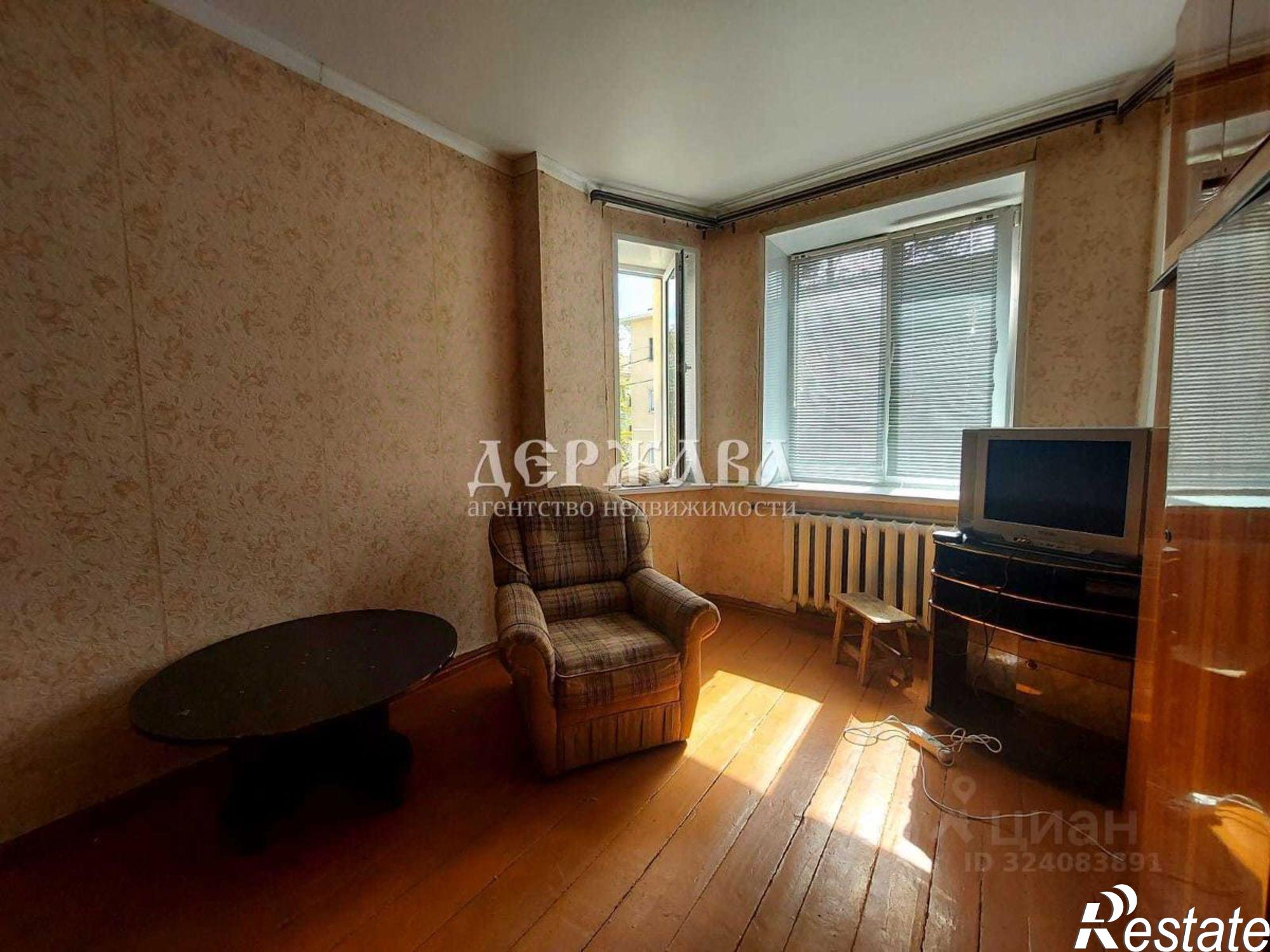 Сдать квартиру за 10 000 рублей на ул Урицкого, 8