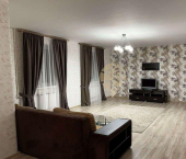 3-комн, 150кв м, этаж 5/5 мкр Зеленый Лог, 2