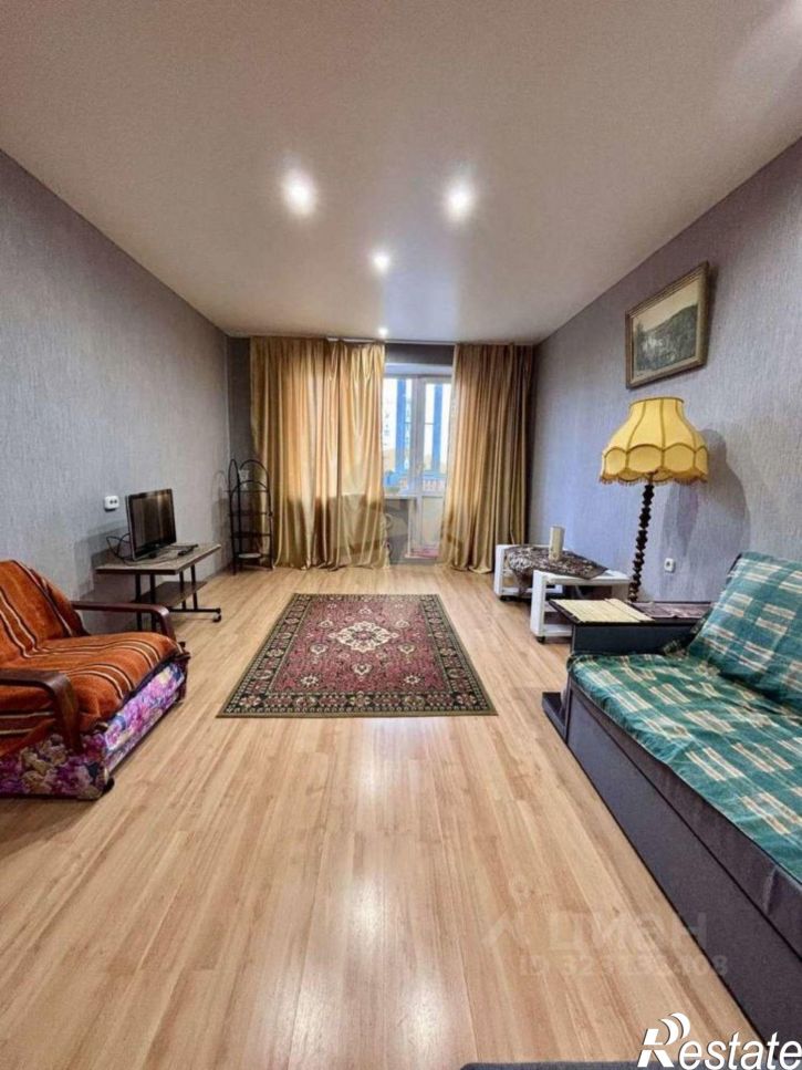 3-комн квартира мкр Королева, 1,  д. 1