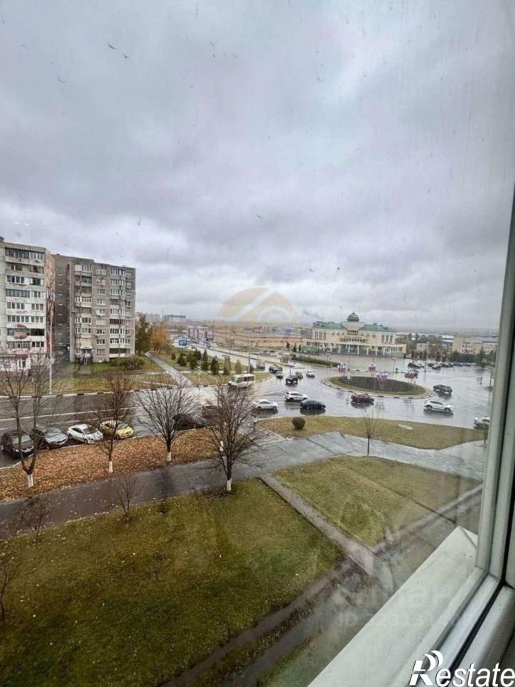 3-комн квартира мкр Королева, 1,  д. 1