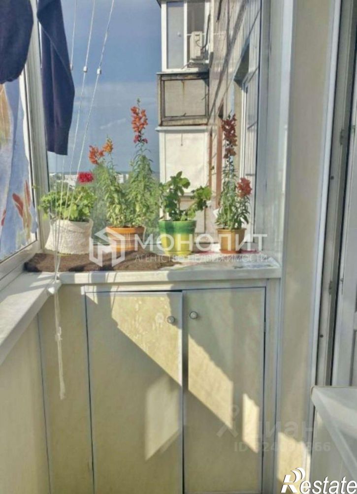 1-комн квартира мкр Конева, 10,  д. 10