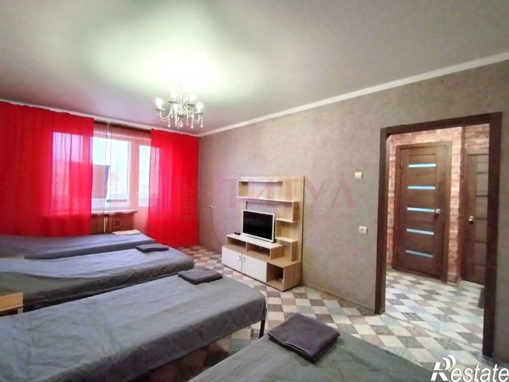 1-комн квартира Северный мкр, 4,  д. 4