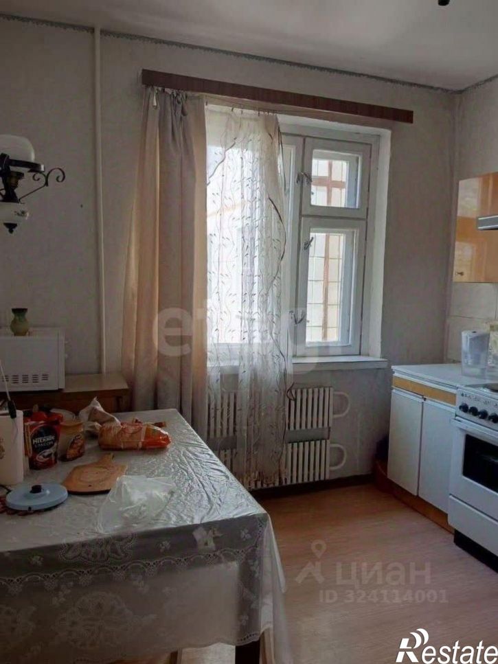 3-комн квартира Восточный мкр, 2,  д. 2