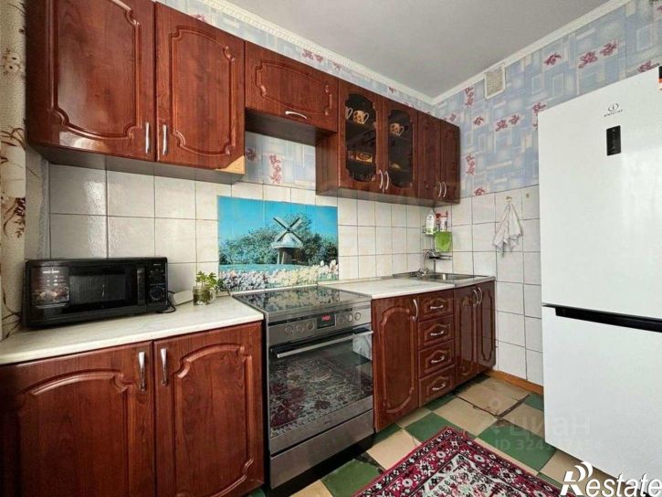 4-комн квартира Солнечный мкр, 15,  д. 15