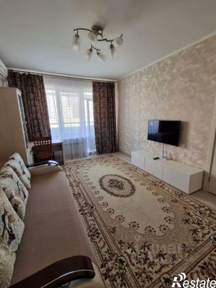 2-комн квартира Степной мкр, 10,  д. 10