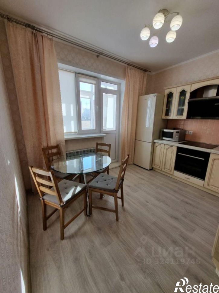 2-комн квартира Степной мкр, 10,  д. 10