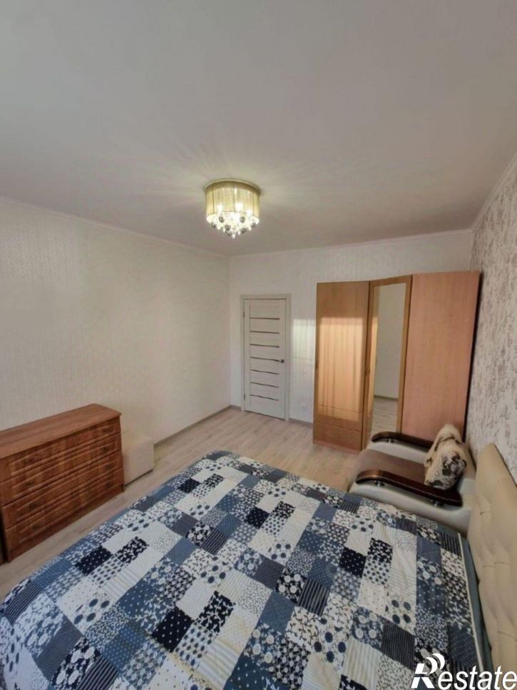 2-комн квартира Степной мкр, 10,  д. 10