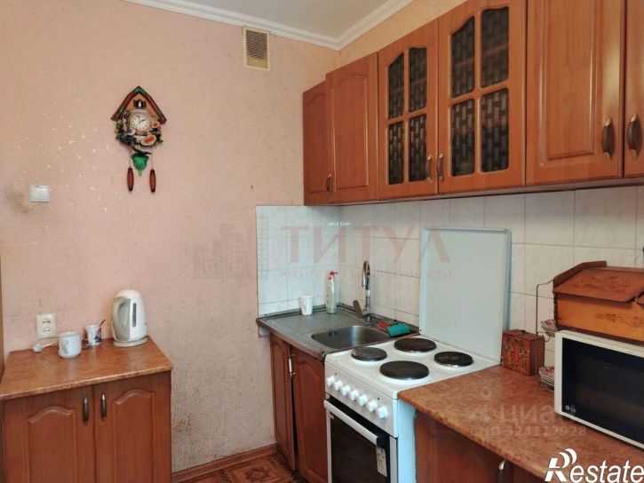 4-комн квартира Солнечный мкр, 17,  д. 17