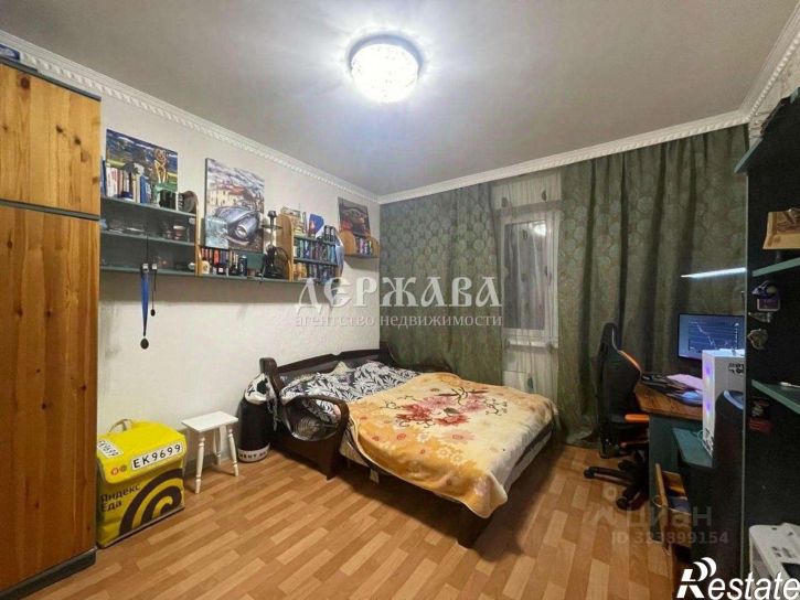 3-комн квартира Степной мкр, 16,  д. 16