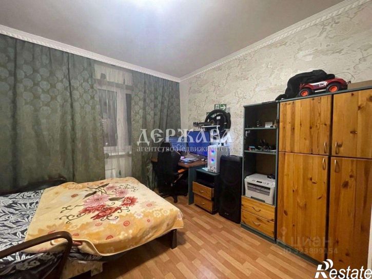 3-комн квартира Степной мкр, 16,  д. 16