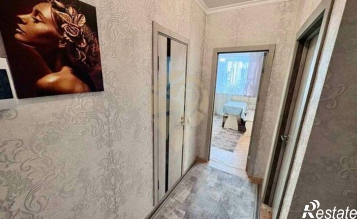 1-комн квартира мкр Заречье, 12,  д. 12