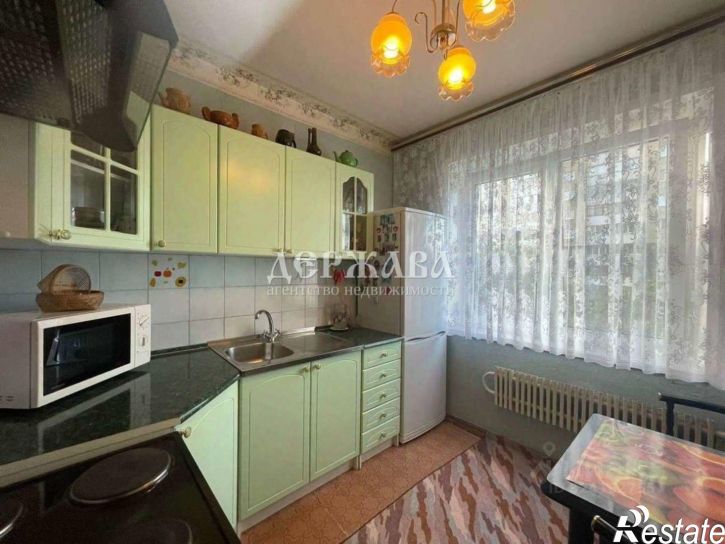 2-комн квартира Восточный мкр, 7,  д. 7