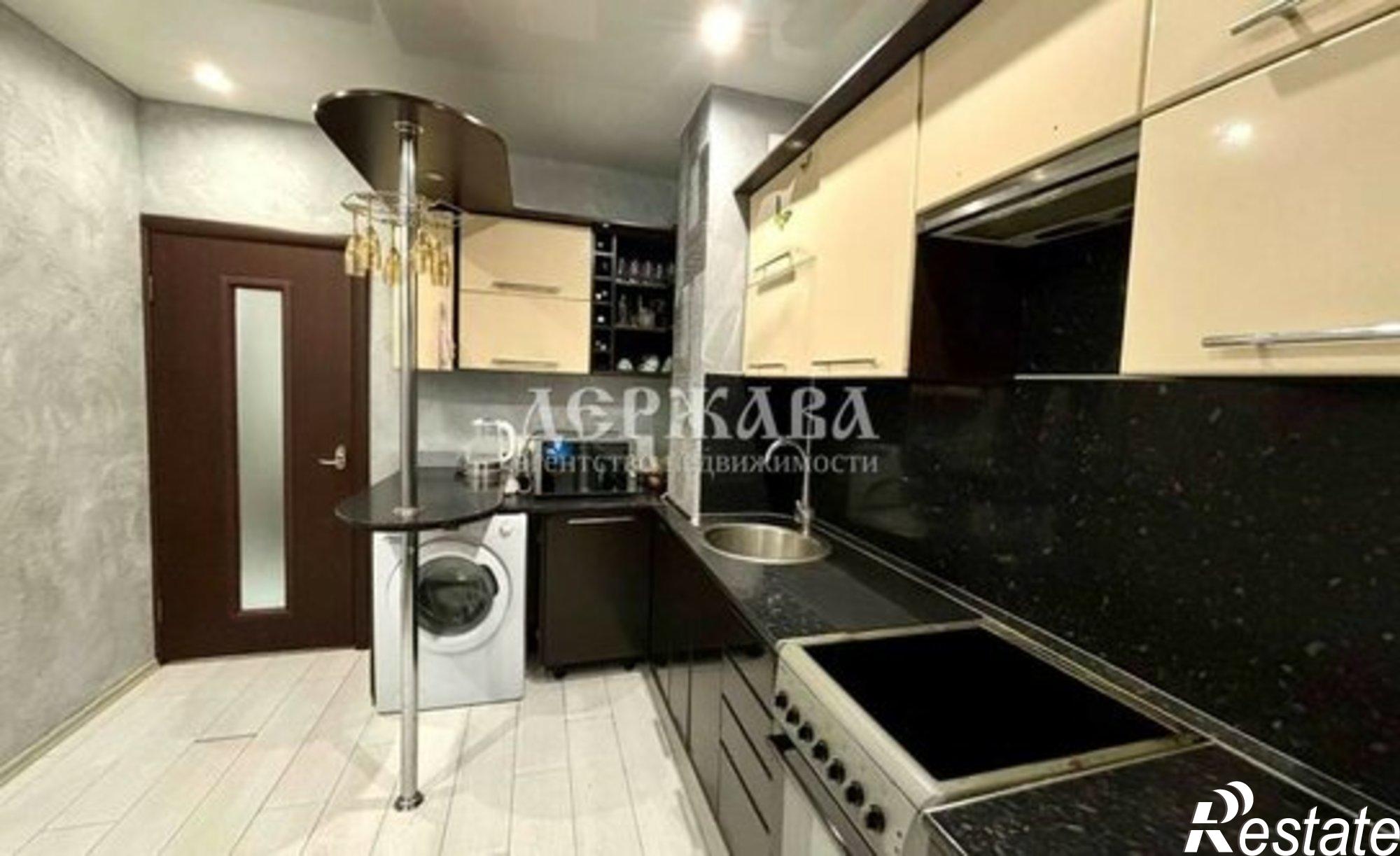 Купить квартиру за 6 800 000 рублей на Восточный мкр, 33