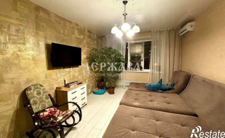 3-комн квартира Восточный мкр, 33,  д. 33