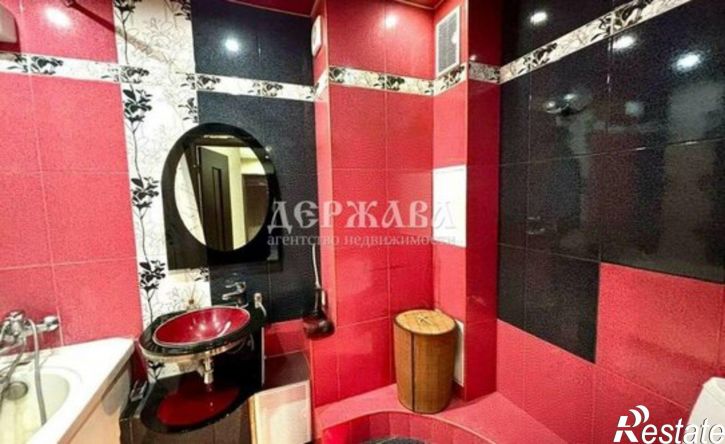 3-комн квартира Восточный мкр, 33,  д. 33