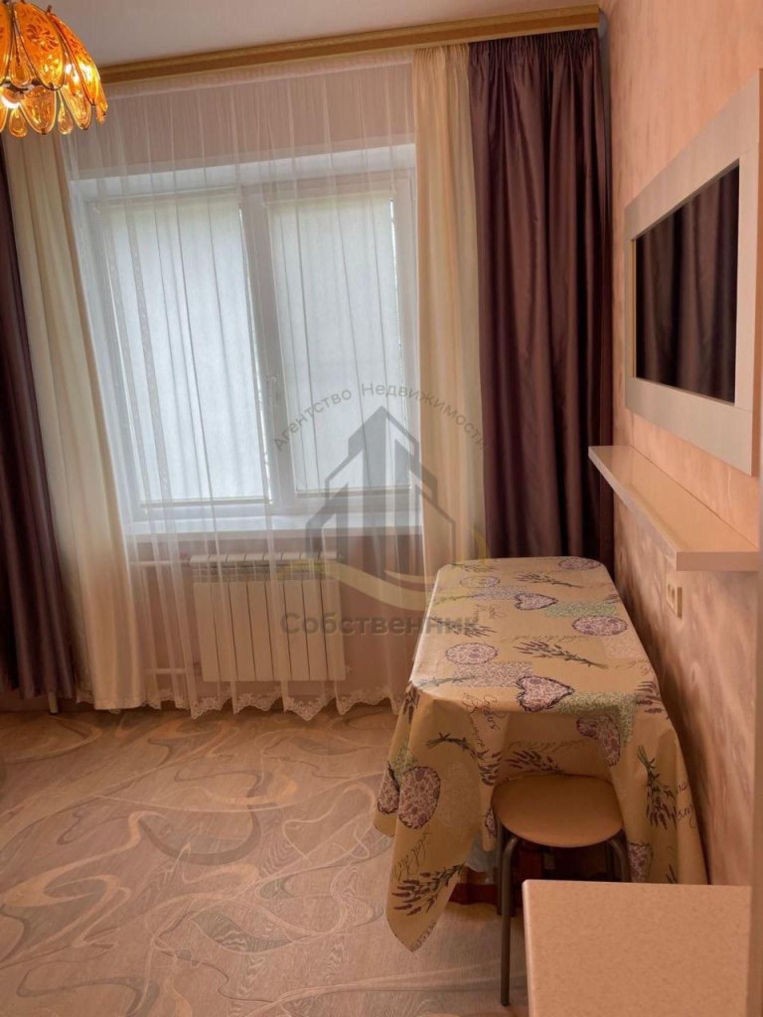 Сдать квартиру за 20 000 рублей на Конева мкр, 9