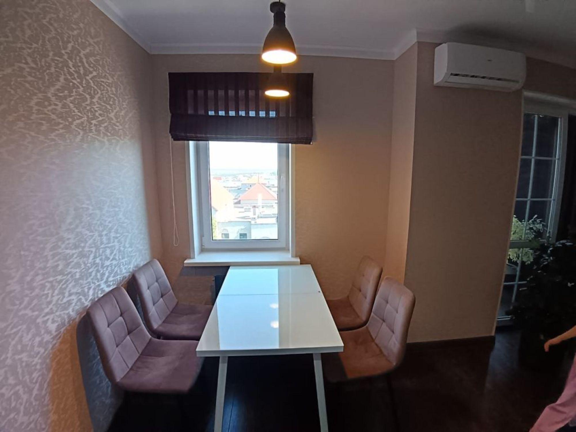 Сдать студию за 28 000 рублей на Дубрава квартал 1 мкр, 22