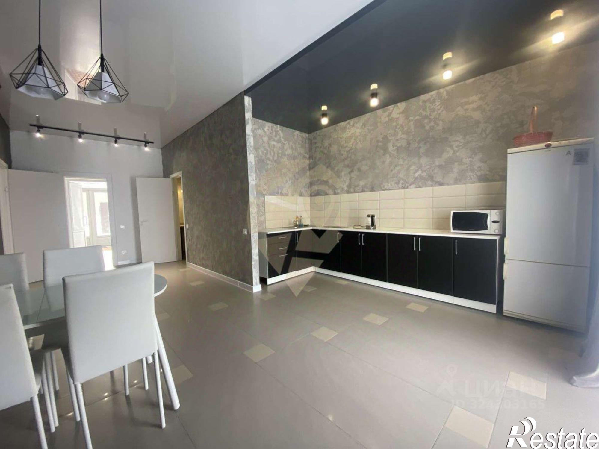 Сдать дачу, дом, коттедж за 75 000 рублей на Черноморская улица, 63