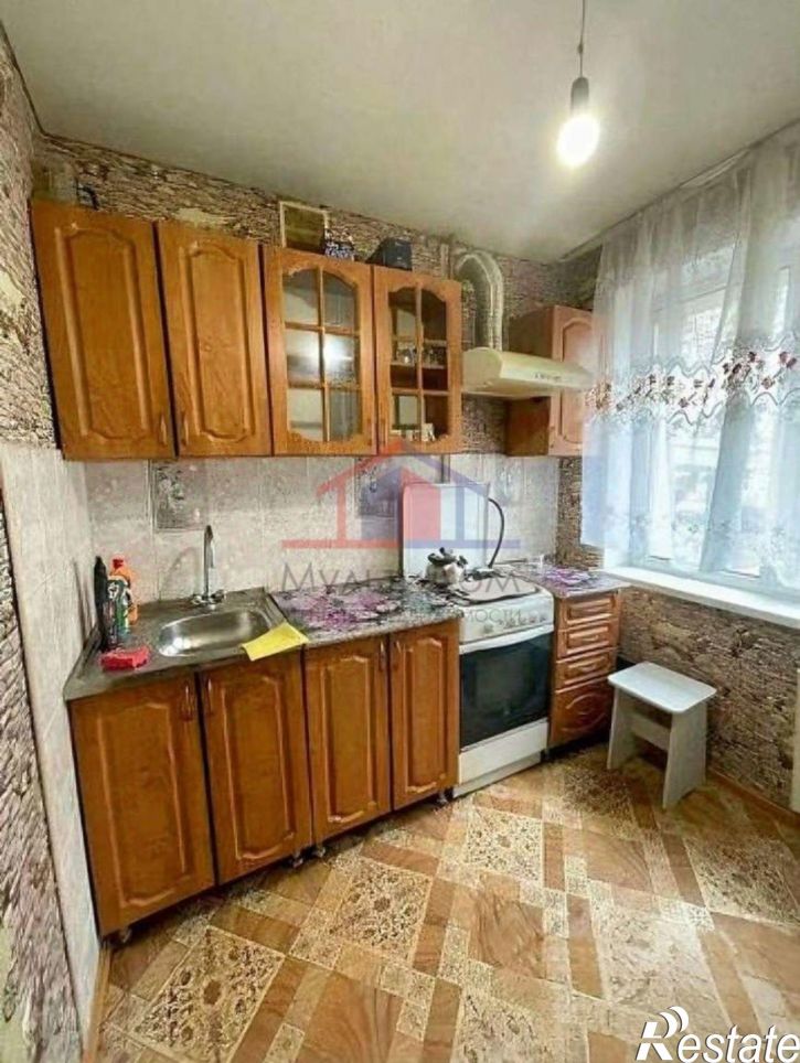 3-комн квартира Интернациональный мкр, 45,  д. 45