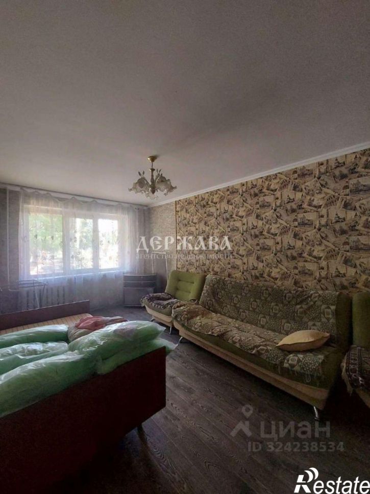 3-комн квартира Интернациональный мкр, 45,  д. 45