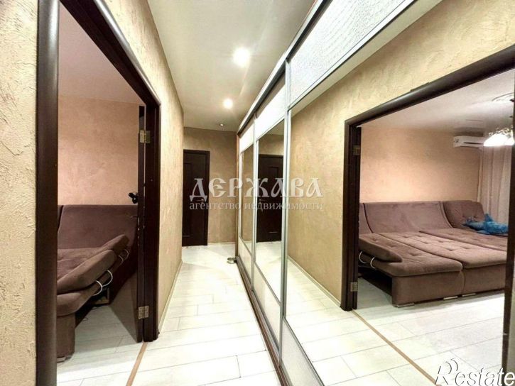 3-комн квартира Восточный мкр, 33,  д. 33