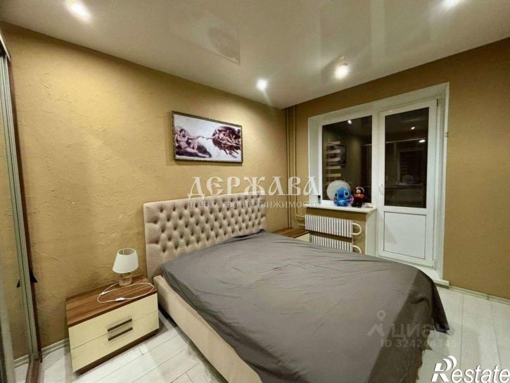 3-комн квартира Восточный мкр, 33,  д. 33