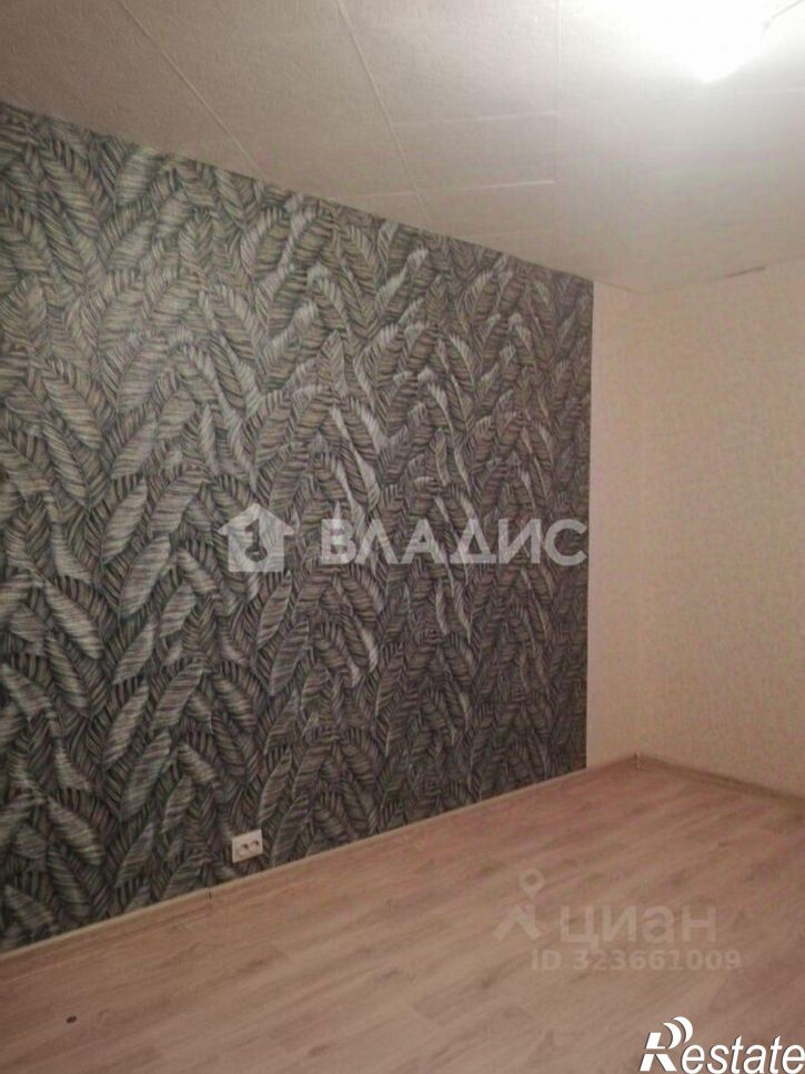 Комната Интернациональный мкр, 27,  д. 27