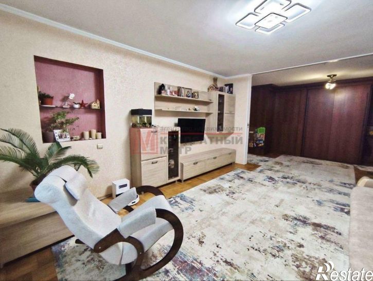 4-комн квартира мкр Королева, 28,  д. 28