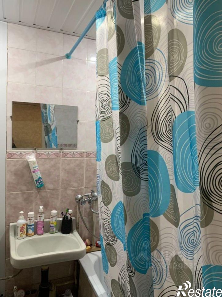 1-комн квартира мкр Лебединец, 23,  д. 23