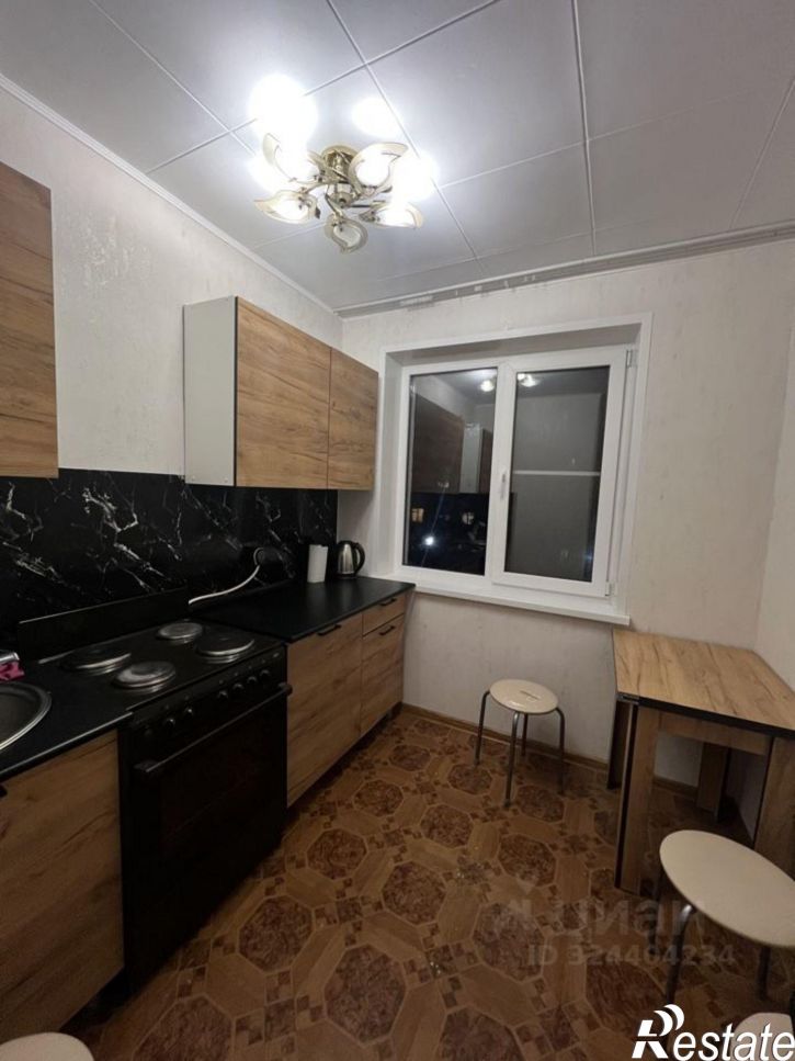 2-комн квартира мкр Жукова, 12,  д. 12